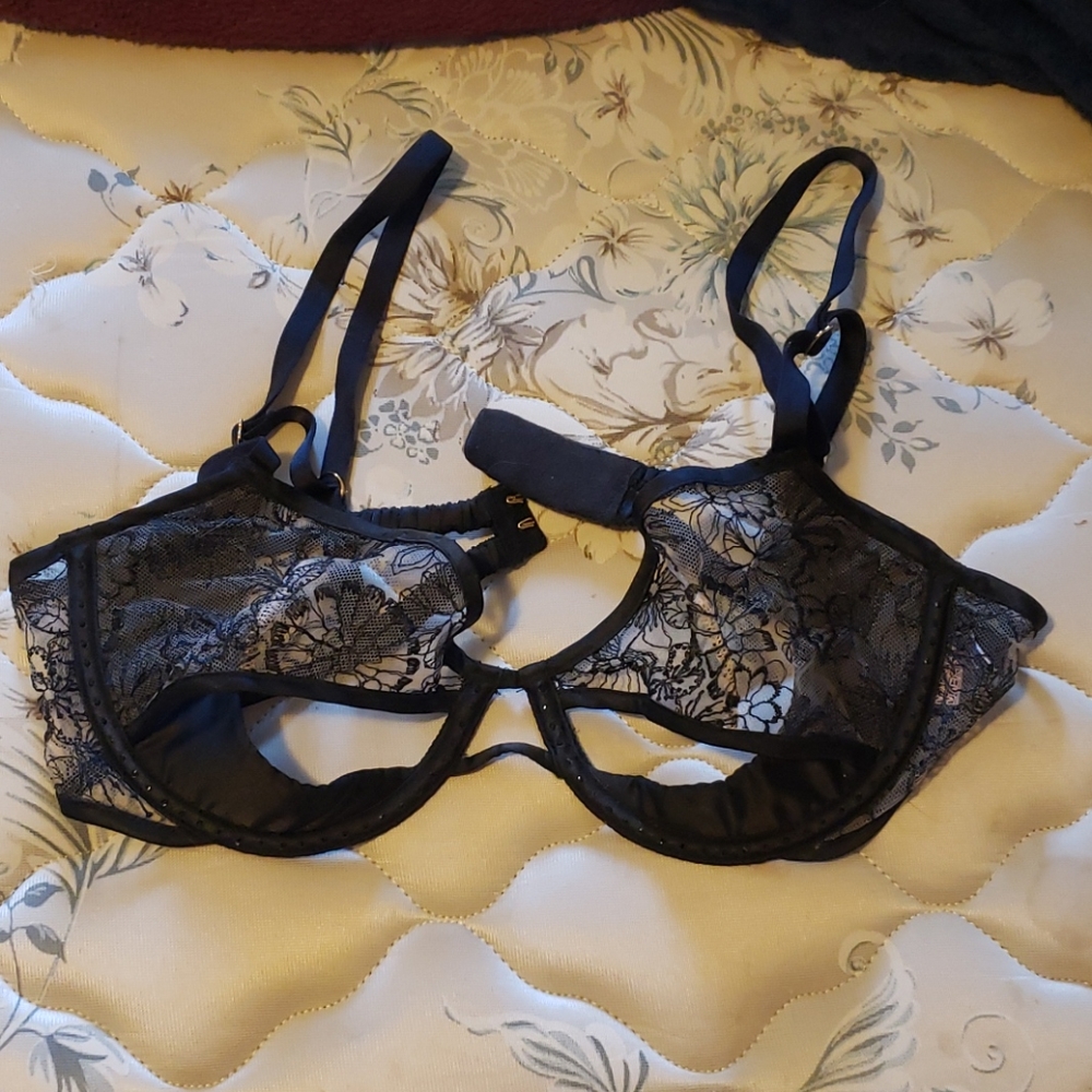 Bra
